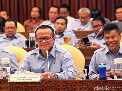 Menteri KKP Bahas Rencana Kerja Bersama Komisi IV DPR