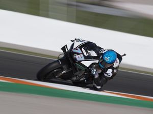 Alex Jatuh di Awal Tes MotoGP Valencia, Marc Marquez: Dia Kepagian