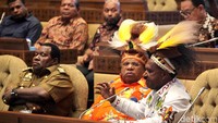 Rapat dengar pendapat tersebut membahas mengenai pemekaran provinsi Papua Tengah.