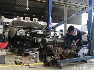 Chevy Berusaha Hidup dari Servis