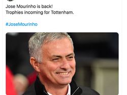 Mourinho Latih Tottenham Hebohkan Internet