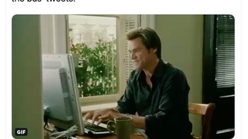 Fans Spurs langsung buru-buru menghapus tweet yang mengejek Mou. Foto: Twitter