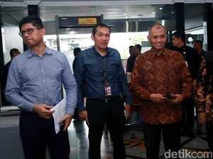 Saat Pimpinan KPK Turun Gunung Gugat UU KPK