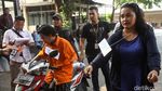Detik-detik Findra Yunico Siram Air Keras ke Korban