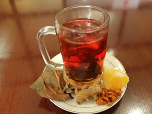 Cara Membuat Minuman Kayu Secang yang Nikmat dan Penuh Khasiat