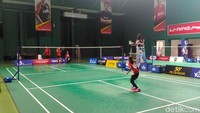 Para atlet dapat berlatih setiap saat. Hanya saja, jadwal latihan yang telah ditetapkan yakni setiap Senin-Sabtu pukul 06.00 hingga 22.00 WIB.
