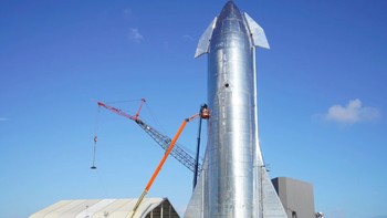 Tampak keseluruhan prototipe Starship Mk1. Foto: Darrell Etherington via Tech Crunch