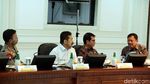 Jokowi Ratas Bareng Menteri Bahas Soal Kemudahan Berbisnis