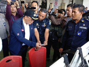 Sidak Uji Kir di Dishub Bandung, Oded: Tidak Ada Pungli