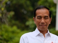 Jokowi Minta Maaf Pejabat Eselon III dan IV Diganti Robot