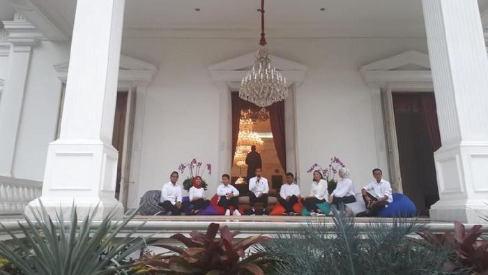 Foto: Jokowi perkenalkan Stafsus di Istana (Andhika-detikcom) Foto: Jokowi perkenalkan Stafsus di Istana (Andhika-detikcom)