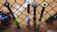 Pelatih Kepala Softball Indonesia Leonard Djarkasih mengatakan, target tersebut ditetapkan mengacu pada peta kekuatan negara-negara Asia Tenggara, di mana Filipina dan Indonesia merupakan dua negara yang unggul di cabang olahraga ini.