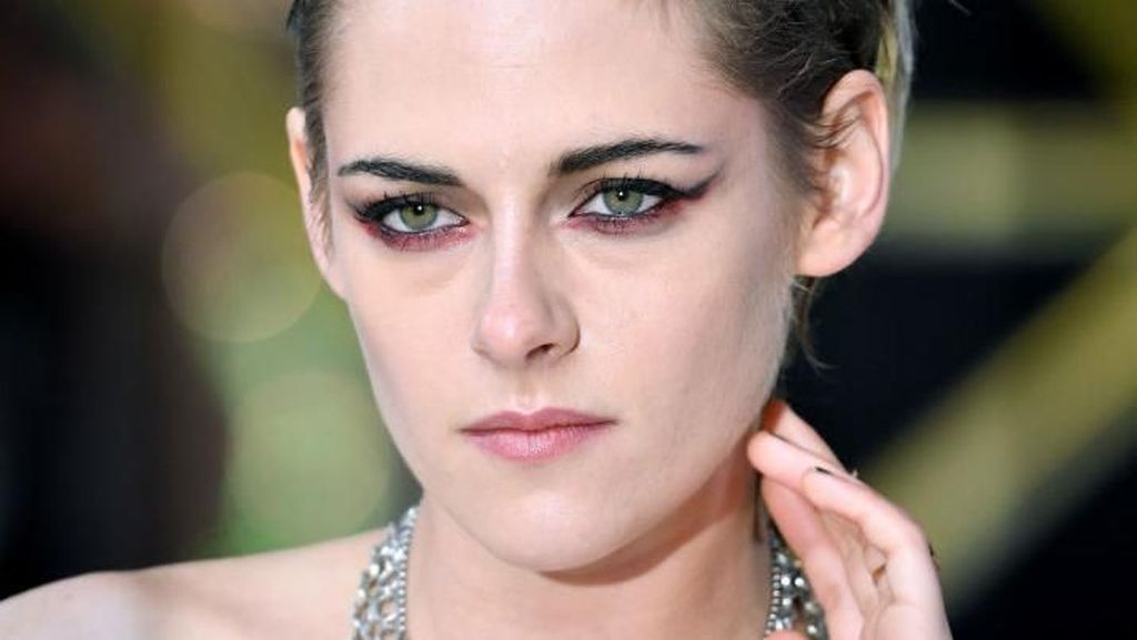 Kristen Stewart Perankan Putri Diana di Film Terbaru Kristen Stewart Perankan Putri Diana di Film Terbaru