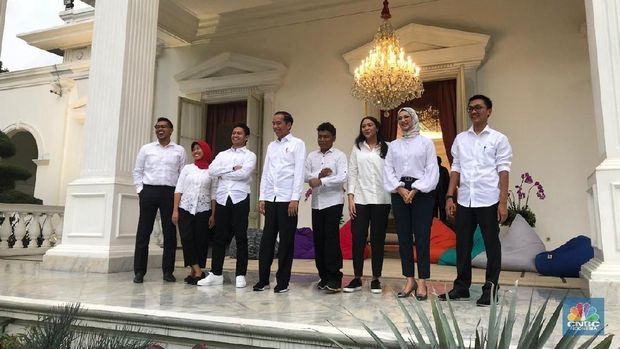 Saat Jokowi Kaget, Putri Tanjung Baru Berumur 23 Tahun