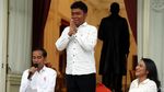 Momen Jokowi Kenalkan 7 Staf Khusus Baru dari Kalangan Milenial