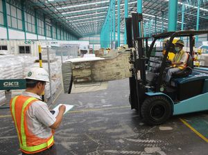 Daftar Gaji Pegawai Perusahaan Logistik 2024, Tembus Dua Digit