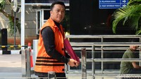 Mantan Menpora Imam Nahrawi menyambangi gedung KPK, Jakarta, Kamis (21/11/2019).