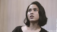 Dara berusia 22 tahun itupun ingin bisa menjadi aktris yang sukses memerankan beragam peran.