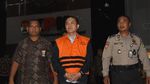 Eks Presdir Lippo Cikarang Berompi KPK