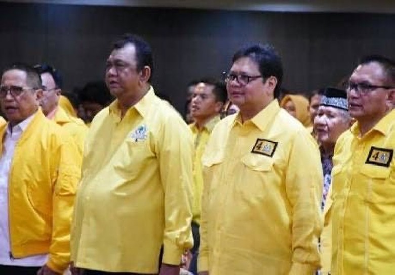 DPD 1 Golkar Sumbar Dukung Airlangga Jadi Ketum Golkar Lagi DPD 1 Golkar Sumbar Dukung Airlangga Jadi Ketum Golkar Lagi
