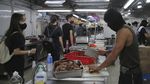 Potret Demonstran yang Masih Bertahan di Kampus Hong Kong