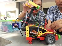Robot pendeteksi lingkungan 