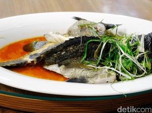 Bali Fish Market : Juaranya Kerapu Kukus dan Baby Lobster Bumbu Oriental