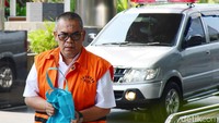 Dalam perkara ini, KPK menetapkan tiga tersangka terkait kasus dugaan suap berkaitan dengan pekerjaan proyek di Dinas PUPR di Kabupaten Muara Enim, salah satunya adalah Bupati nonaktif Muara Enim Ahmad Yani.