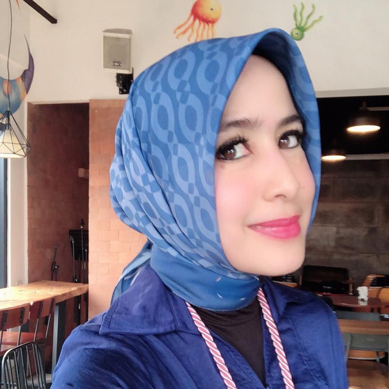 Dikaitkan dengan TOUS les JOURS, Sandrina Malakiano: Saya Korban Hoax Dikaitkan dengan TOUS les JOURS, Sandrina Malakiano: Saya Korban Hoax