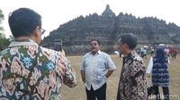 Ketika 'Si Doel Anak Sekolahan' Ngevlog di Candi Borobudur
