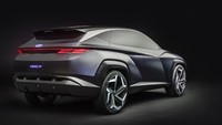 Hyundai masih belum ingin membeberkan spesifikasi lengkap dari mobil ini. Meski demikian, pabrikan mobil asal Korea sudah membocorkan dimensi mobil inii.  Foto: Pool (Autoevolution)
