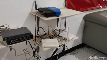 WiFi di sini juga kencang banget! Iya lah, bisa-bisa kacau balau kalau lagi push rank jika koneksi nggak stabil. Foto: Aisyah/detikInet