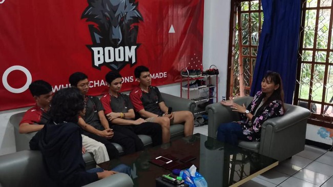 Gerebek Keseharian Pro Gamer di Booth Camp, Ternyata Susah Juga!