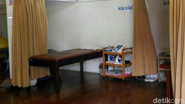 Menengok Ruang Fisioterapi di Asrama PB Djarum