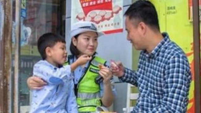 5 Kisah Manis Ibu dan Anak yang Bikin Haru karena Makanan
