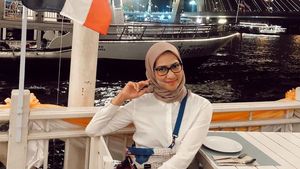 Kenalan dengan Angkie Yudistia, Staf Khusus Presiden yang Suka Ngopi