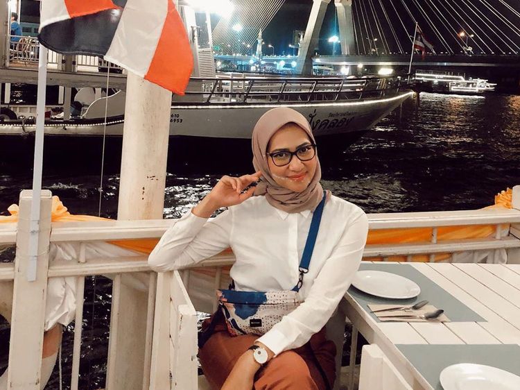 Kenalan dengan Angkie Yudistia, Staf Khusus Presiden yang Suka Ngopi