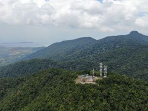 Kokoh Berdiri, Tower Ini Jaga Komunikasi Warga Perbatasan