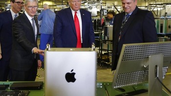 Pernyataan Trump itu sebenarnya salah karena pabrik ini sudah cukup lama berjalan, bukan baru dibuka. Tapi ia sepertinya tidak peduli. Foto: Associated Press