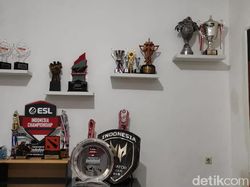 Gerebek Markas Tim eSport, Dalamnya Kayak Apa Sih?