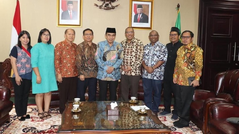 Bertemu Menag, PGI Sampaikan Keluhan soal Gereja Terancam Tergusur di Depok Bertemu Menag, PGI Sampaikan Keluhan soal Gereja Terancam Tergusur di Depok