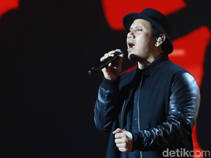 Fadly Padi