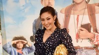 Ibu tiga anak itu mengungkapkan sifat suaminya, Regi Datau, yang sangat menjaga kebersihan. Pool/Noel/detikFoto.
