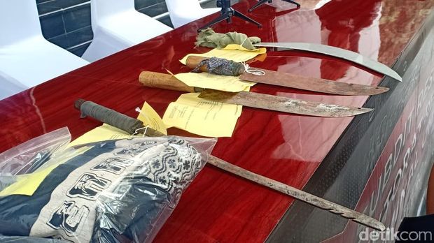 Bacok Lawannya hingga Tewas, Polisi Amankan 13 Pelaku Tawuran di Bekasi