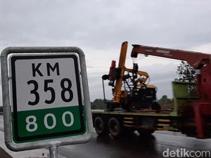 Pengendara Paksa Melintas di Tol Palembang-Kayu Agung yang Belum Dibuka Umum