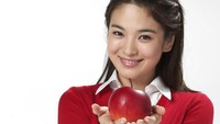 Nama Song Hye Kyo mulai tenar pada awal 2000-an saat dirinya bermain dalam Auntumn in My Heart. Dok. Ist