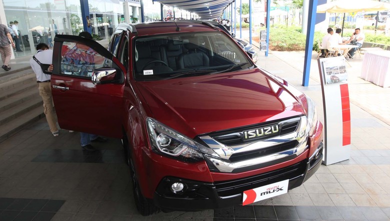 Astra Auto Fest untuk Dongkrak Penjualan Mobil dan Motor Pameran Astra Auto Fest 2019 resmi dibuka di Astra Biz Center, BSD City, Tangerang. Kegiatan itu untuk mendongkrak penjualan mobil dan motor grup Astra.