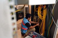 Kokoh Berdiri, Tower Ini Jaga Komunikasi Warga Perbatasan