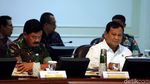 Prabowo hingga Mahfud MD Ratas Bareng Jokowi Soal Alutsista