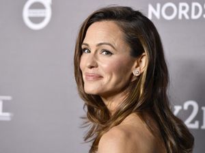 Jennifer Garner Ogah Permak Wajah